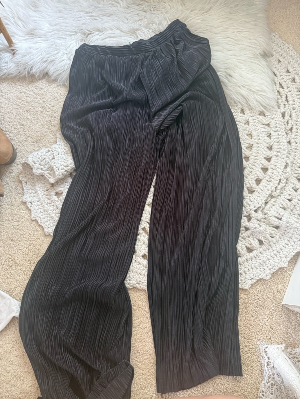 21 Saints Silky Black Wide Leg Pleated Pants Size L - Picture 3 of 4